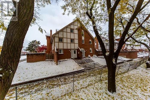 2 - 87 Irwin Road, Toronto, ON - Outdoor