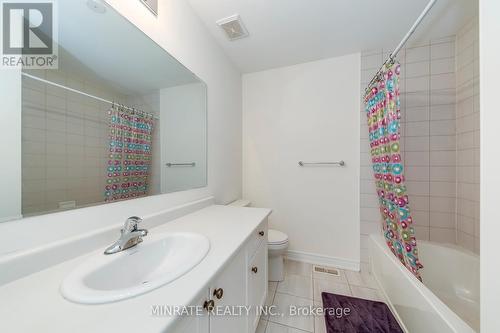 3130 Goodyear Road, Burlington, ON - Indoor Photo Showing Bathroom