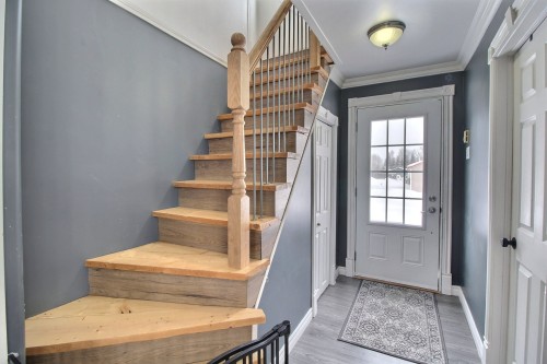 Escalier - 6 Av. Du Chemin-De-Fer, Trécesson, QC - Indoor Photo Showing Other Room