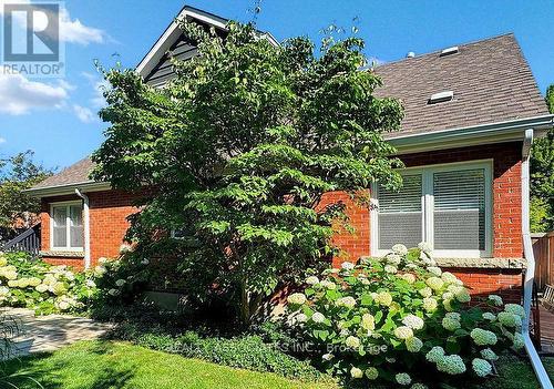 15 White Avenue, Toronto, ON - Outdoor