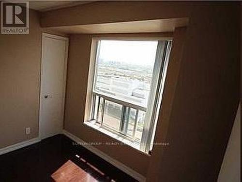 2306 - 36 Lee Centre Drive, Toronto, ON - Indoor Photo Showing Other Room