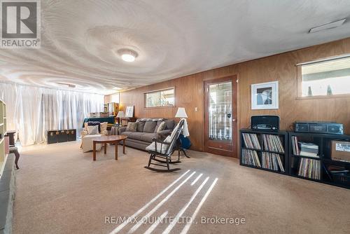 9 Sunset Drive, Belleville (Belleville Ward), ON - Indoor