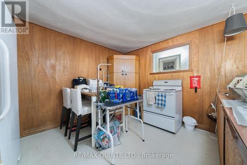 9 Sunset Drive, Belleville (Belleville Ward), ON - Indoor Photo Showing Laundry Room
