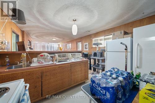 9 Sunset Drive, Belleville (Belleville Ward), ON - Indoor Photo Showing Other Room