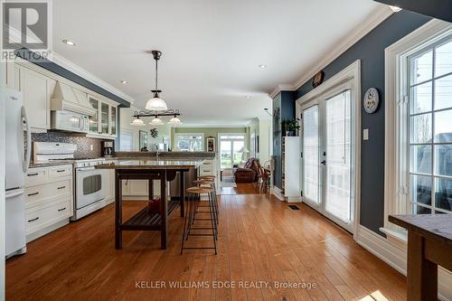 849 Beach Boulevard, Hamilton, ON - Indoor Photo Showing Other Room