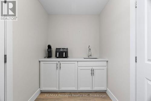 61 Wilson Street, Huron East (Seaforth), ON - Indoor Photo Showing Other Room