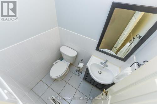 2291 Marzipan Court, Mississauga, ON - Indoor Photo Showing Bathroom