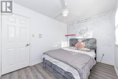 2291 Marzipan Court, Mississauga, ON - Indoor Photo Showing Bedroom