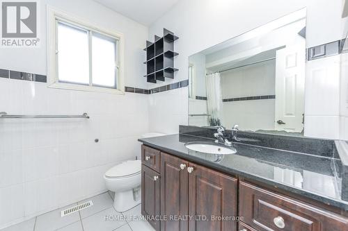 2291 Marzipan Court, Mississauga, ON - Indoor Photo Showing Bathroom