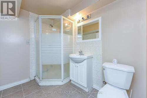 2291 Marzipan Court, Mississauga, ON - Indoor Photo Showing Bathroom