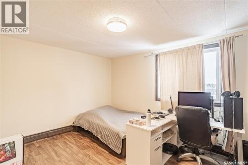 329 65 Westfield Drive, Regina, SK - Indoor