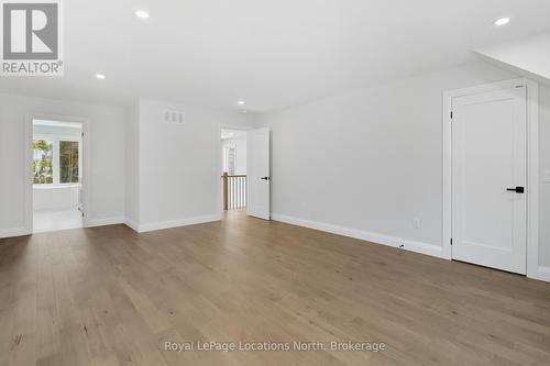 118 Valerie Crescent, Wasaga Beach, ON - Indoor Photo Showing Other Room