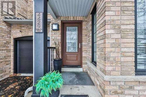4429 Vallence Drive, Burlington, ON - Outdoor