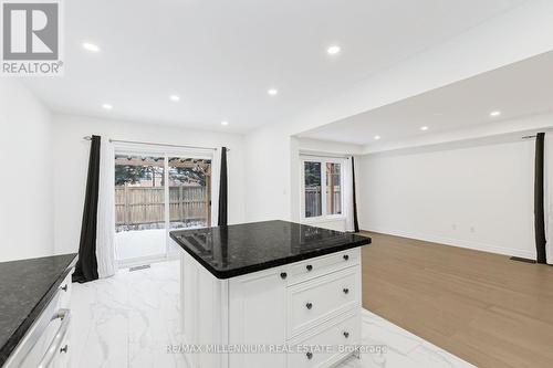 5 Haverty Trail, Brampton, ON - Indoor Photo Showing Kitchen