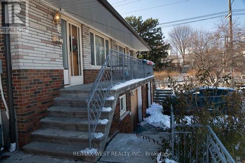 3 Lakeland Drive, Toronto, ON - Outdoor