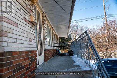 3 Lakeland Drive, Toronto, ON - Outdoor