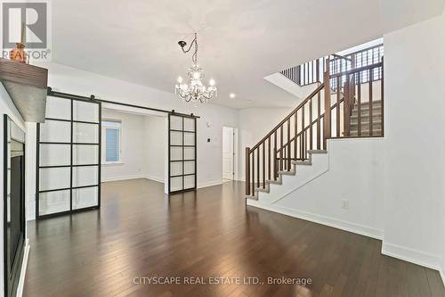 617 Kenabeek Terrace, Ottawa, ON - Indoor Photo Showing Other Room