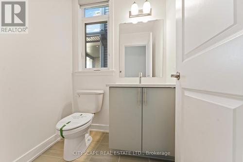 617 Kenabeek Terrace, Ottawa, ON - Indoor Photo Showing Bathroom