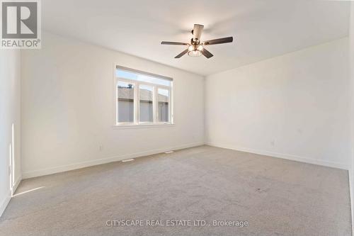 617 Kenabeek Terrace, Ottawa, ON - Indoor Photo Showing Other Room