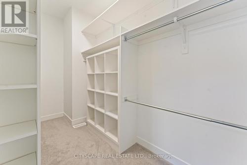 617 Kenabeek Terrace, Ottawa, ON - Indoor With Storage