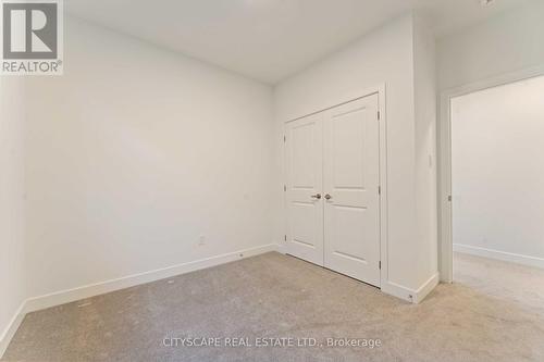 617 Kenabeek Terrace, Ottawa, ON - Indoor Photo Showing Other Room