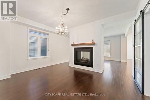 617 Kenabeek Terrace, Ottawa, ON - Indoor With Fireplace