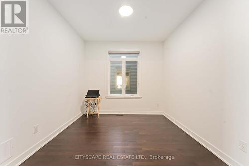 617 Kenabeek Terrace, Ottawa, ON - Indoor Photo Showing Other Room