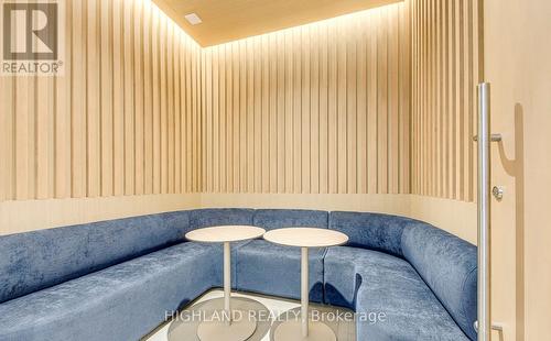 3806 - 395 Square One Drive, Mississauga, ON - Indoor