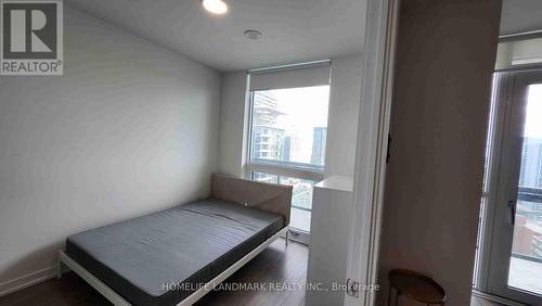 2410 - 39 Roehampton Avenue W, Toronto, ON - Indoor Photo Showing Bedroom