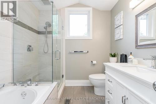 6 Alana Drive, Springwater, ON - Indoor Photo Showing Bathroom