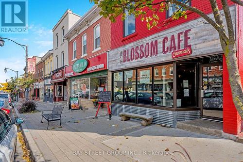 111 - 1573 Rose Way, Milton, ON - Outdoor