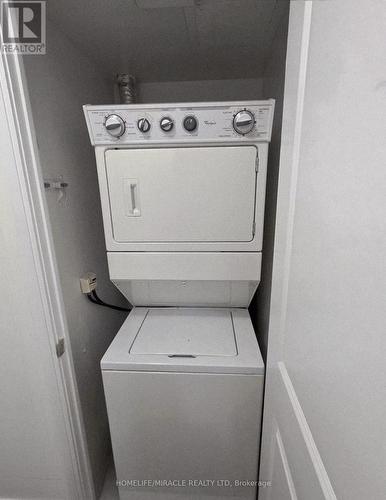 801 - 80 Absolute Avenue, Mississauga, ON - Indoor Photo Showing Laundry Room