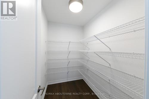 3028 Merrick Road, Oakville, ON - Indoor With Storage