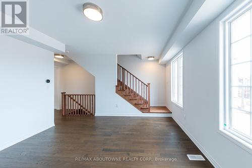 3028 Merrick Road, Oakville, ON - Indoor Photo Showing Other Room
