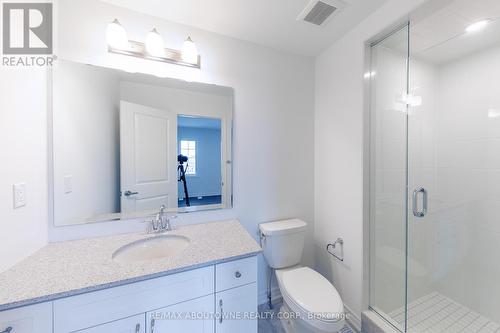 3028 Merrick Road, Oakville, ON - Indoor Photo Showing Bathroom