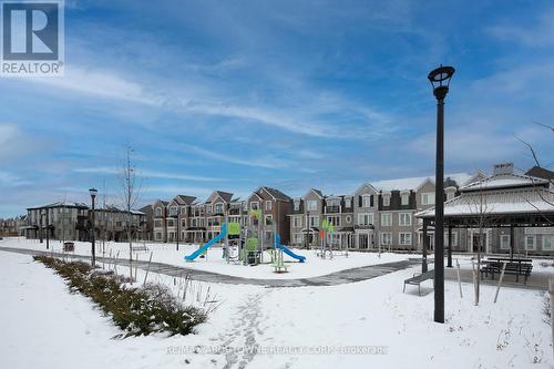 3028 Merrick Road, Oakville, ON - Outdoor