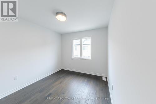 3028 Merrick Road, Oakville, ON - Indoor Photo Showing Other Room