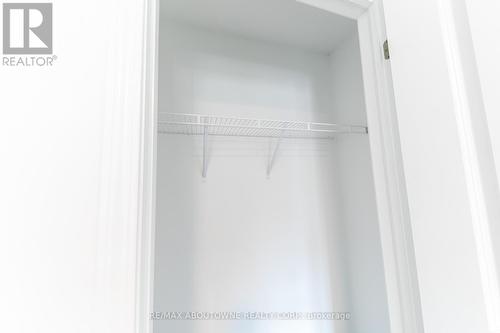 3028 Merrick Road, Oakville, ON - Indoor With Storage