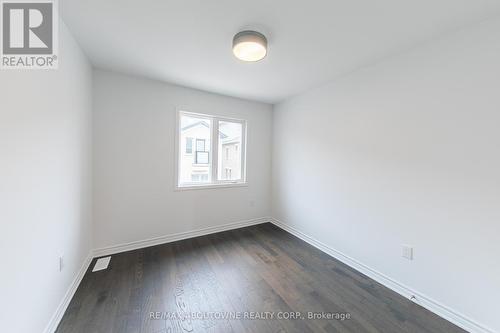 3028 Merrick Road, Oakville, ON - Indoor Photo Showing Other Room