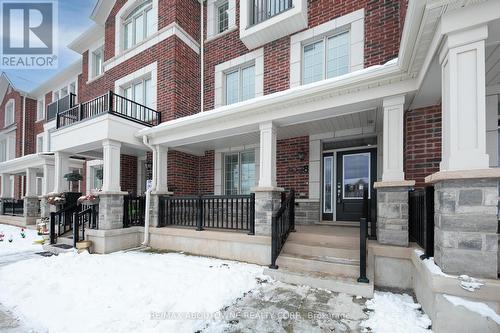 3028 Merrick Road, Oakville, ON - Outdoor With Facade