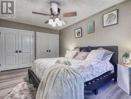 28 Marsdale Drive, St. Catharines (Glendale/Glenridge), ON - Indoor Photo Showing Bedroom