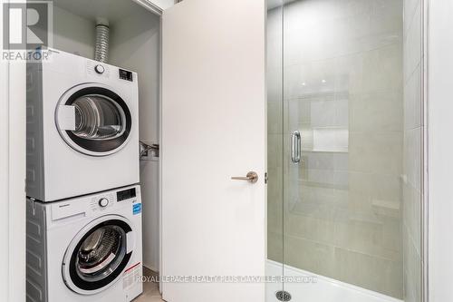 4110 - 7890 Jane Street, Vaughan, ON - Indoor Photo Showing Laundry Room