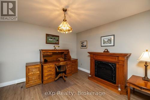 103 Margaret Elizabeth Avenue, Grey Highlands, ON - Indoor With Fireplace