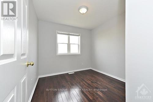 17 Glenhaven Private, Ottawa, ON - Indoor Photo Showing Other Room