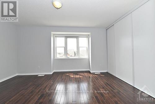 17 Glenhaven Private, Ottawa, ON - Indoor Photo Showing Other Room