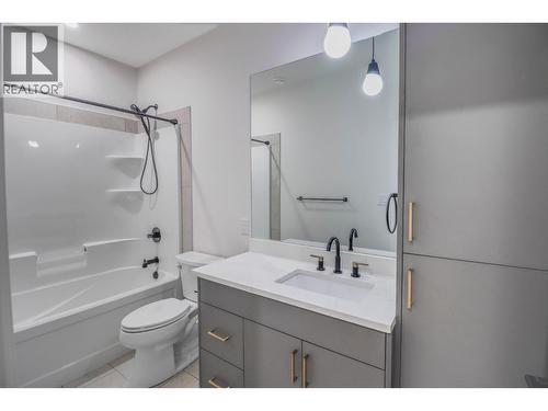 basement full bathroom - 136 Shadow Mountain Boulevard, Cranbrook, BC - Indoor Photo Showing Bathroom