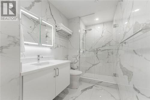 180 George Street Unit# Ph208, Ottawa, ON - Indoor Photo Showing Bathroom