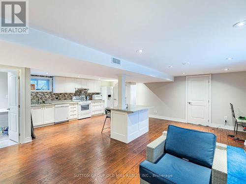 24 Cowley Avenue, Toronto, ON - Indoor