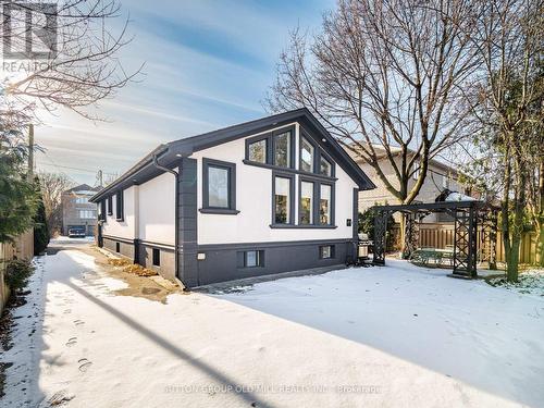 24 Cowley Avenue, Toronto, ON - Outdoor