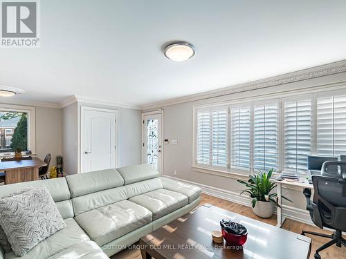 24 Cowley Avenue, Toronto, ON - Indoor Photo Showing Living Room